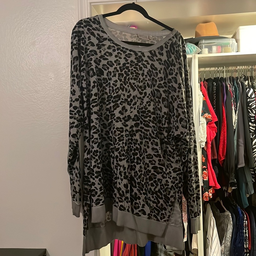 Grey leopard print sweater